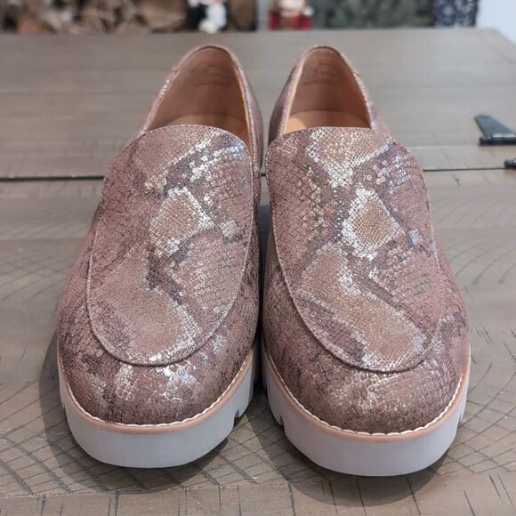 Vionic Kensley Brown Snake Print Loafers Sz 11 NWOT - Picture 4 of 11